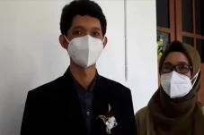 Kisah Oktora, Anak Sopir...