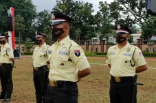 Seragam Baru Satpam...