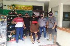 Mabuk Miras, Remaja...