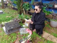 Mantap Jadi Penyanyi...
