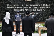 Lantik 9 Pejabat Baru,...