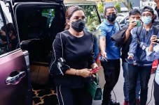 Ashanty Diperiksa Polisi...