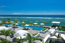 8 Hotel dengan Pemandangan...