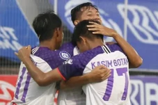 Hasil Liga 1 2021/2022:...