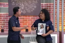 Ana Cikey Mampir ke...