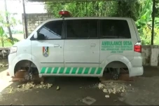 Keterlaluan! Maling...