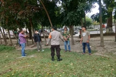 Cekcok dengan Pengamen...