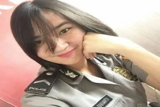Polwan Cantik Briptu...