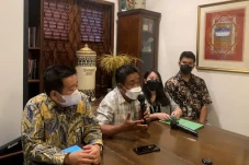 Dikabarkan Bayar Sewa...