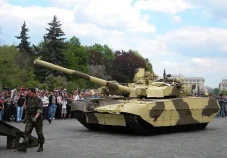 Perbandingan Tank Rusia...