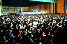 Konser Musik di CCC...