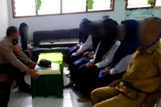 Polisi Mediasi Siswi...