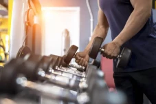 3 Detik Latihan Dumbbell...