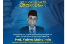 Haedar Nashir Kenang...