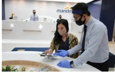 Tren Akuisisi Bank Mini...