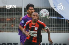 Hasil Liga 1 2021/2022:...