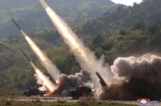 Pentagon Bahas Ancaman...