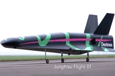 Swiss Bangun Hyperplane...