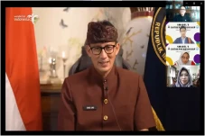 Pesan Sandiaga Uno di...