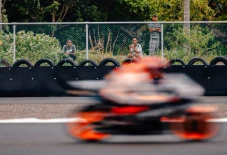 Repsol Honda Unggah...