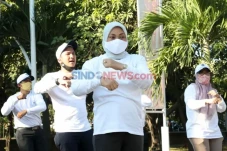 Rugikan Pekerja, PKS...