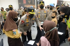 Kunjungi Surabaya, Wakapolri:...