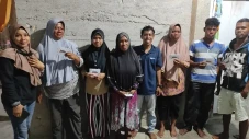 Tak Gentar Arungi Badai...