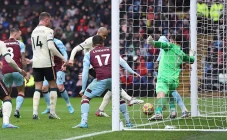 Hasil Burnley vs Liverpool:...
