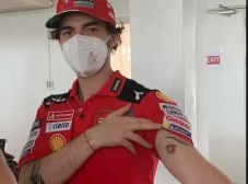 Aduh! Francesco Bagnaia...
