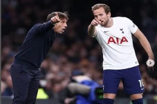Pemain Tottenham Enggak...