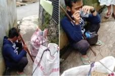 Viral! Kisah Pilu Penjual...