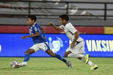 Hasil Persib vs PSIS:...