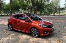 Dari Agya Sampai Brio,...