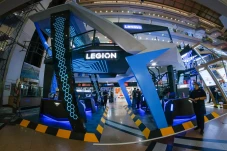 Intip Kemewahan Lenovo...