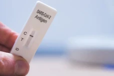Tes Swab Negatif Covid-19,...