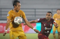 Hasil Liga 1 2021/2022,...