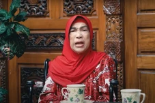 Sepenggal Bait Lagu...