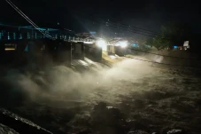Puncak Bogor Hujan Deras,...