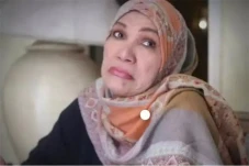 Dorce Gamalama Meninggal,...