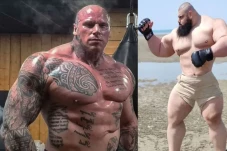 Martyn Ford Pria Paling...
