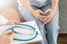 Benarkah Perempuan Menopause...