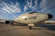 Jet Tempur Rusia Cegat...