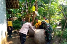 TNI-Polri Bangun 300...