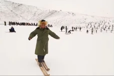 Ski Es Bukan dari Eropa,...