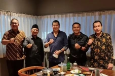 HT Makan Siang Bersama...
