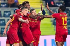 Hasil AS Roma vs Hellas...