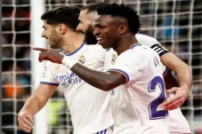 Hasil Real Madrid vs...