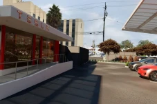 Elon Musk Resmikan Supercharger...