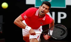 Novak Djokovic Tatap...