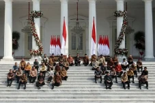 Kabinet Bakal Kian Gemuk,...